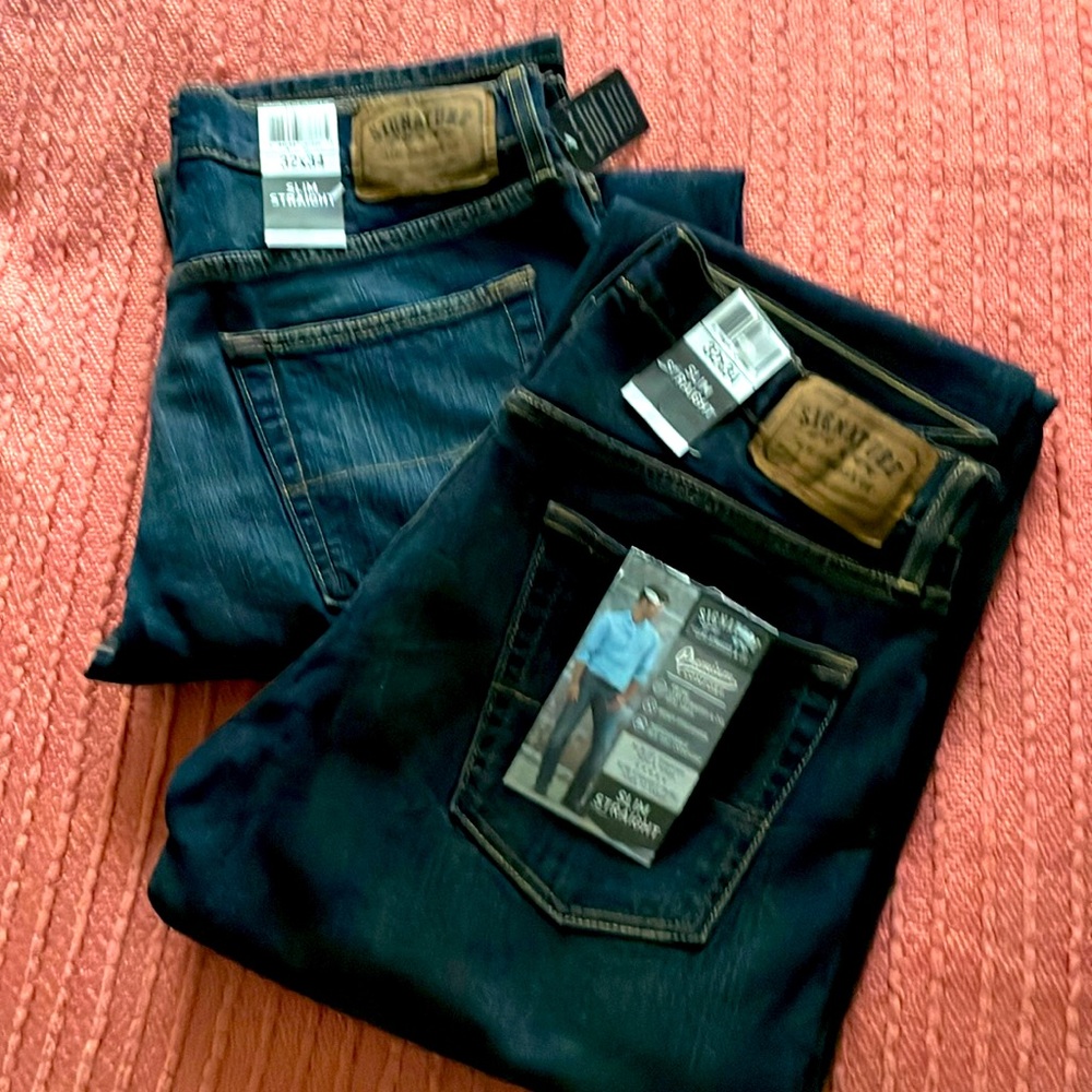 NWT 32x34 Signature Levi Strauss Premium Slim Straight men’s jeans 2 pair